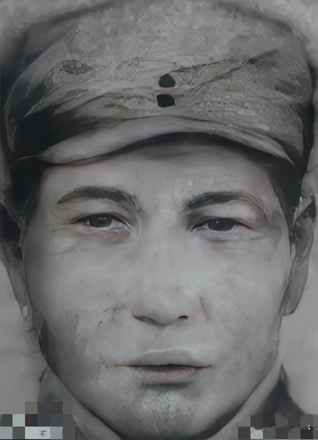 1944年，司令员康俊仁穿了件鬼子大衣回营，哨兵一枪将其击毙，事后上级的处理方式