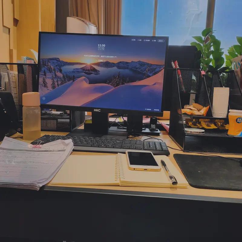 如果不缺钱，你还会工作吗我建议大家都不要去工作，因为工作的话很累，而且呢，只能勉