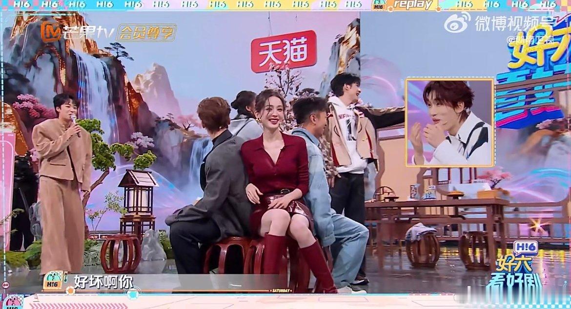 丁程鑫打不过就捣蛋 淘汰选手丁程鑫的逆袭方式，居然是在线发号施令捣乱，这波操作属