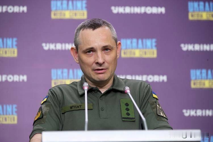 就在刚刚，

1月9日，乌克兰空军司令部发言人尤里·伊格纳特称 ，利沃夫州夜间传