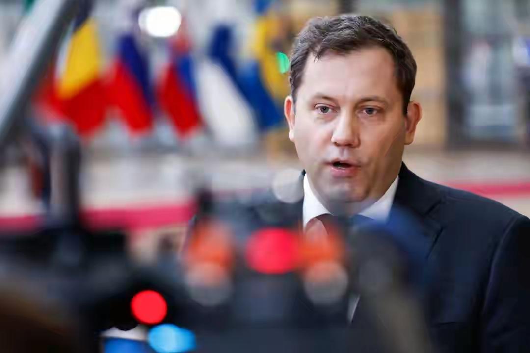 德国要拉上五个伙伴主导欧洲
德国财政部长克林贝伊尔表示，德国将与法国等国家一起，