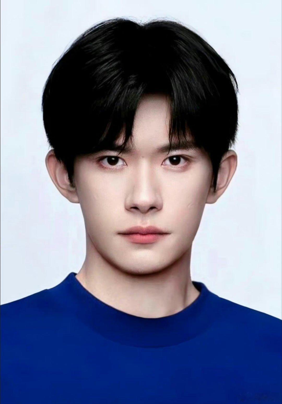 #易烊千玺[超话]#你只管向前，我们都是追星星的人𝒴ℴ𝓊 𝒿𝓊𝓈𝓉 