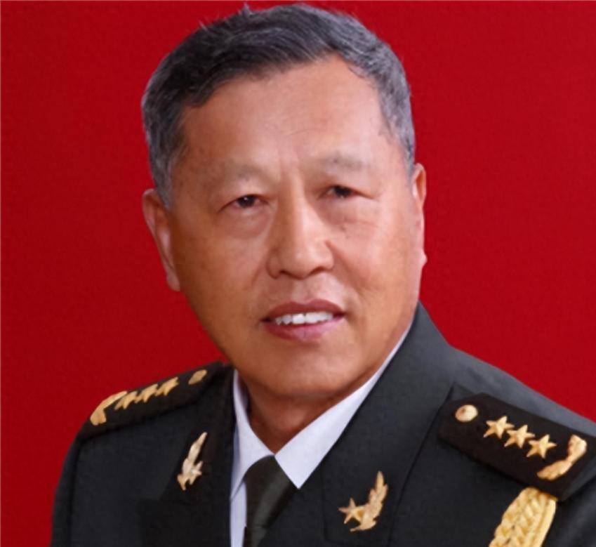 兰州军区副司令邢世忠在华清池遭遇歹徒挑衅，将军亲自出面果断回应：你敢跟我走一趟吗