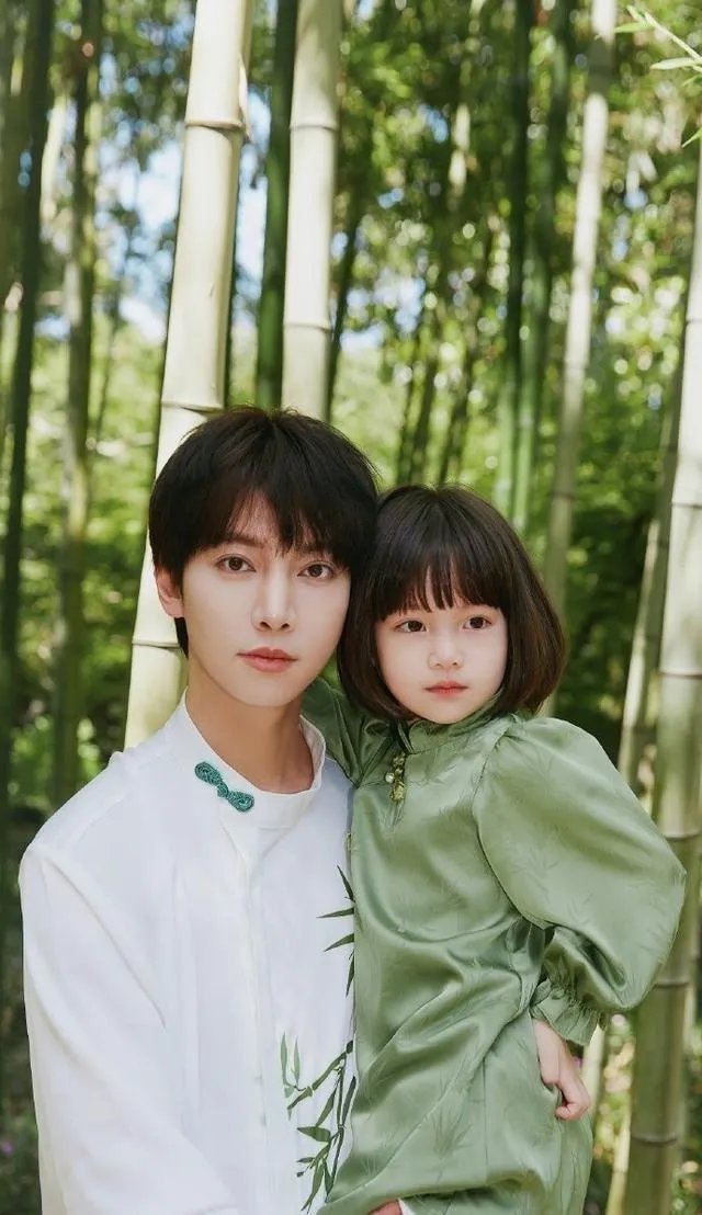 沐言爸爸隐婚生子女儿走红后才公开 游乐王子徐可早年隐婚生女，直到女儿沐言开心酱冰