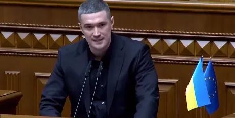 乌克兰35岁新任国防部长米哈伊洛·费多罗夫：
2026年力争每月斩鹅头6万，让鹅