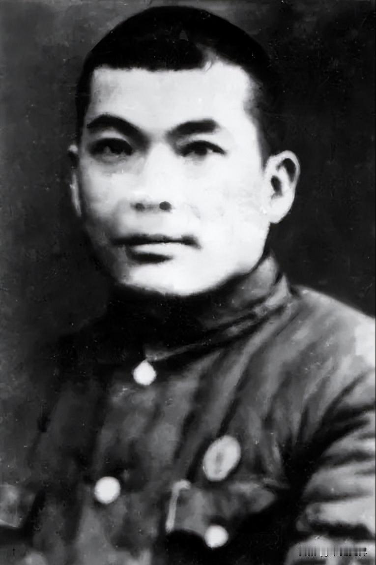 1941年，传奇特工牛子龙干掉了军统豫站站长，之后上级请他喝酒，想借机除掉他，牛
