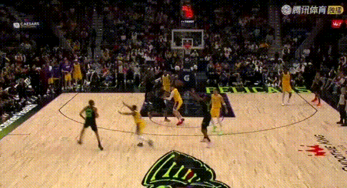 谁主场？鹈鹕末节2次2+1被吹，4次关键判罚湖人全胜！
1、9:53秒锡安2+1