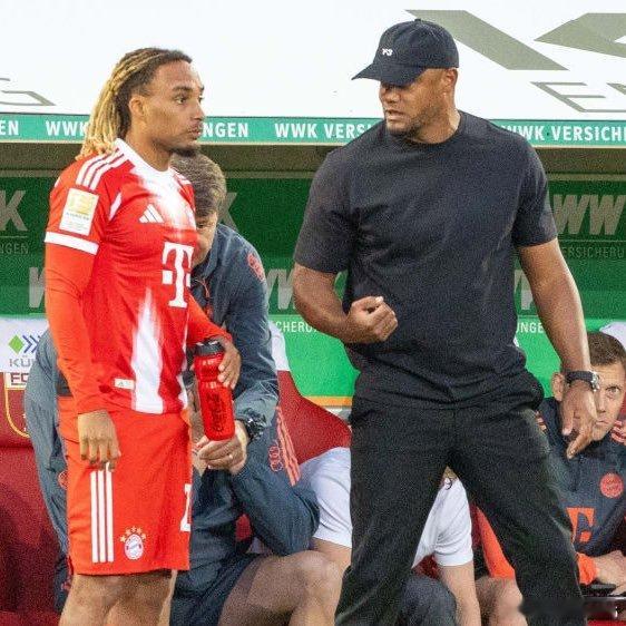 🚨［法爾克］薩沙·博伊目前因嚴重胃腸問題而缺席比賽。但這只是故事的一部分。在生