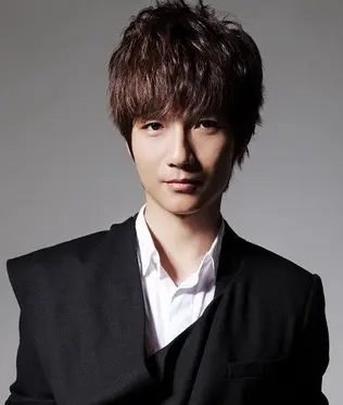 陈楚生一曲无题送给南昌谁被《无题》和南昌的双向奔赴戳中了？陈楚生带着敬意而来，城