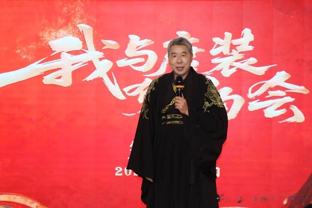 张亚中来西安参访陕台文化交流周
最近国民党前主席参选人，孙文学校校长张亚中来大陆