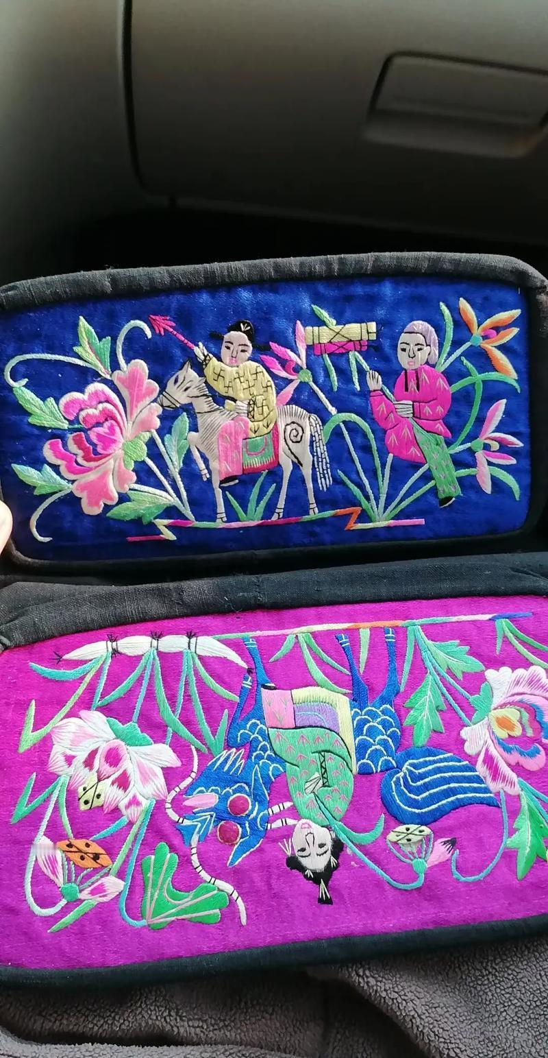 枕头（六）。根据经验，当一件事物承载的意义与价值足够高时，它就会成为一个败家剁手