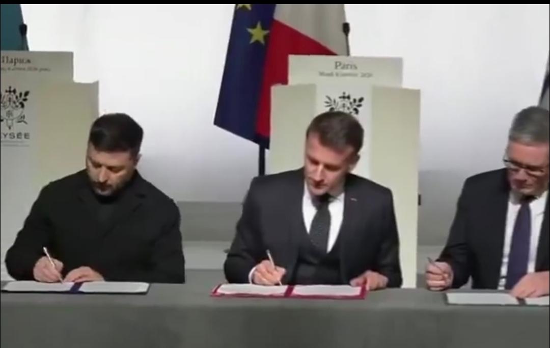 突发新闻：法国总统马克龙、英国首相斯塔默和乌克兰总统泽连斯基今天（北京时间1月7