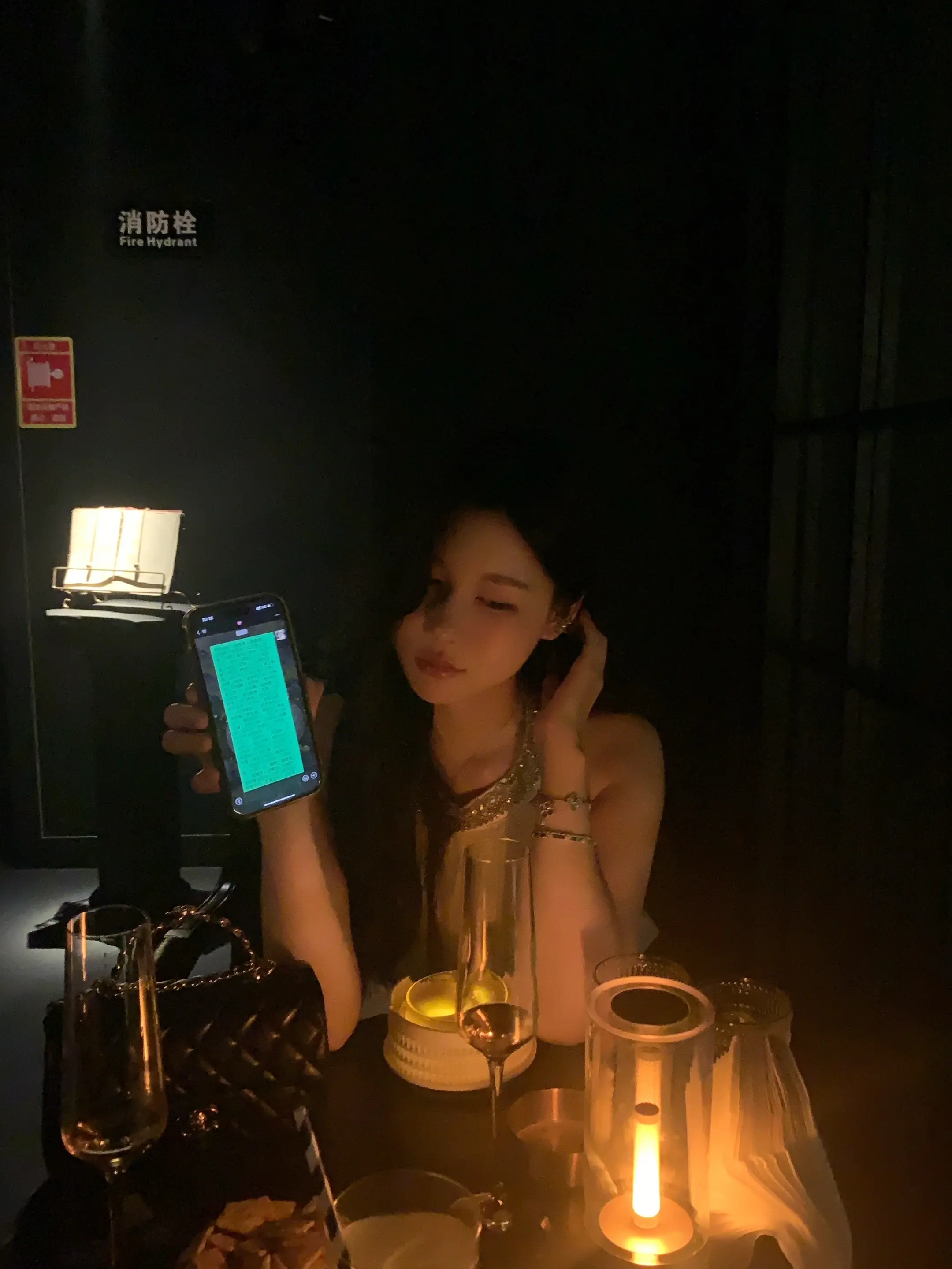 你到底在为谁等待