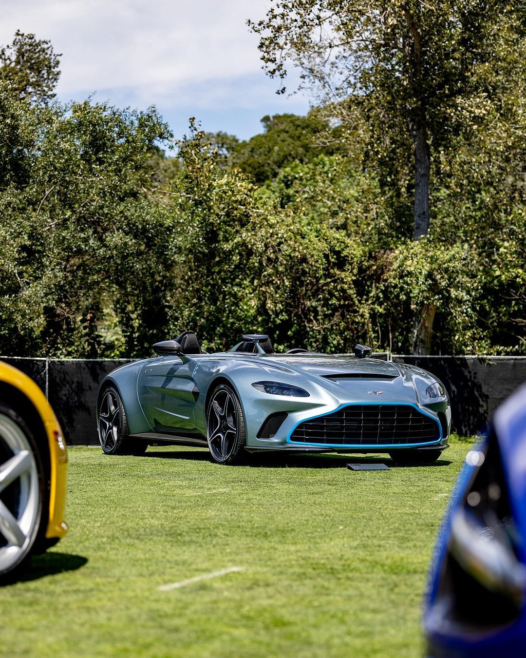 阿斯顿·马丁 V12 Speedster ​​​