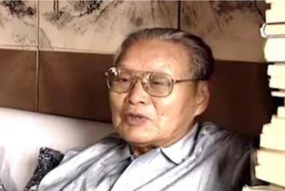 沈醉在回忆录里写过一件小事。

抗战胜利后，军统一个保密部门准备从重庆迁回南京。