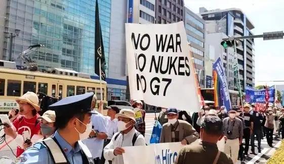 为什么日本这么怕朝鲜？别只盯着核武器。真正让东京长期不安的，是因为朝鲜是全亚洲唯