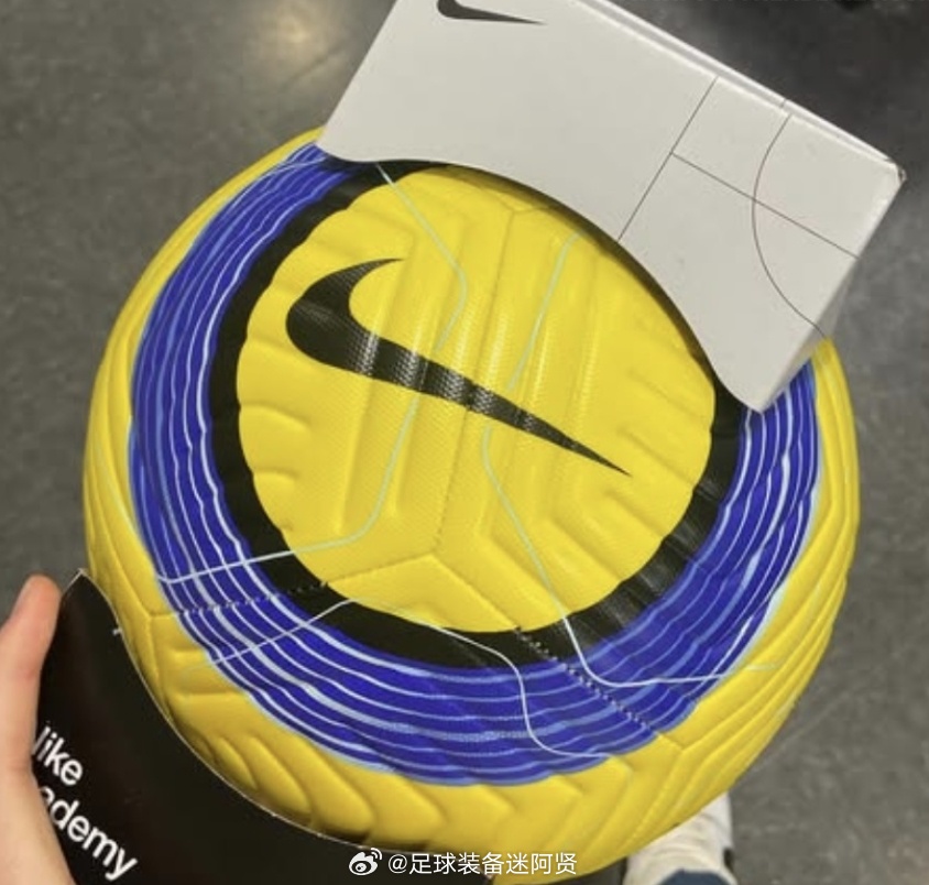 时隔20年的相见 耐克[超话]  