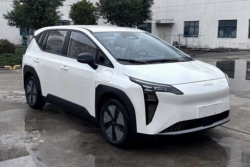 我发现现在买新能源车，跟开盲盒似的，你永远不知道车企和电池厂什么时候会给你表演一