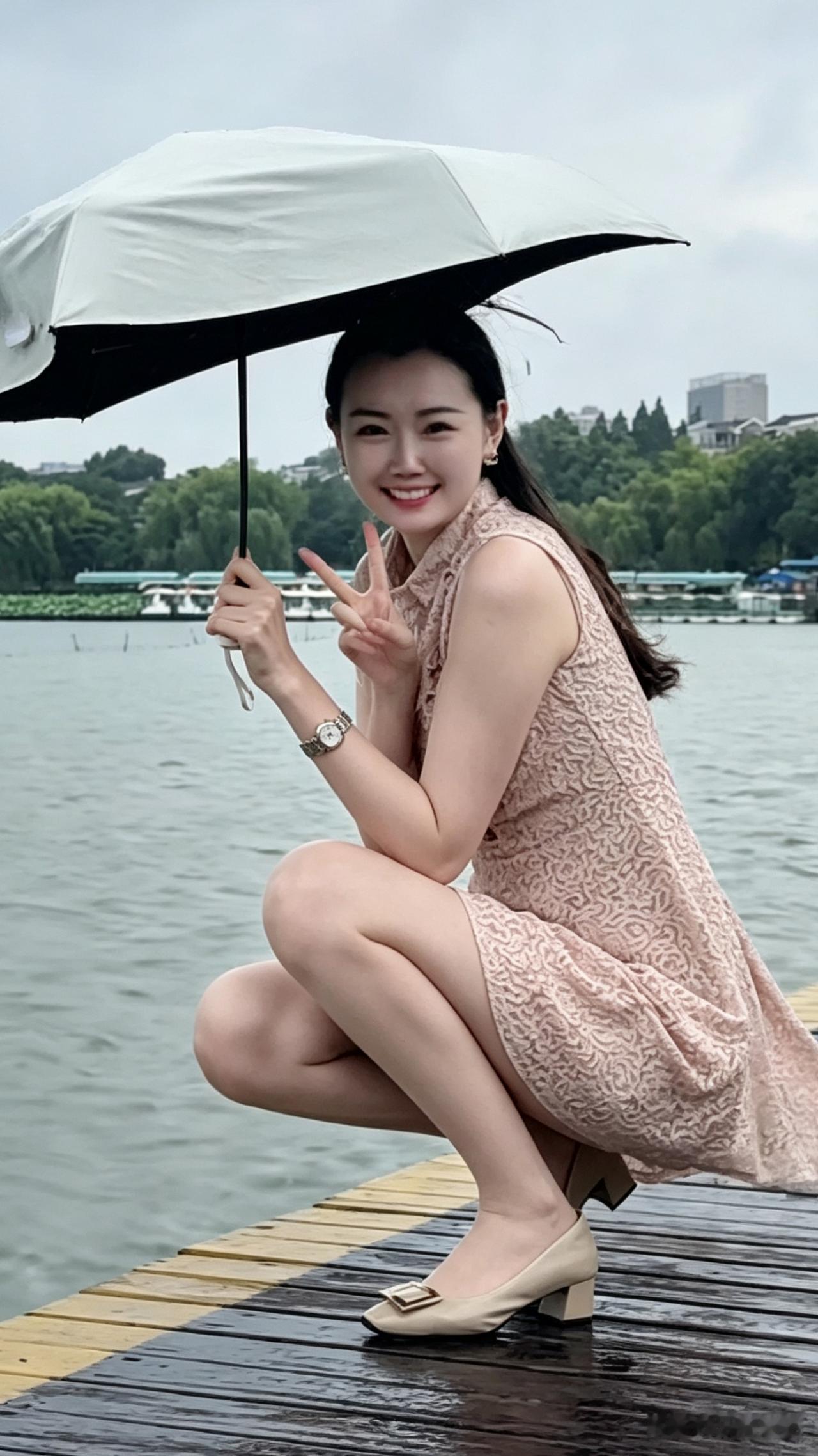 精心准备的拍照计划，直接被大风半路截胡，伞比我还想放飞自我。