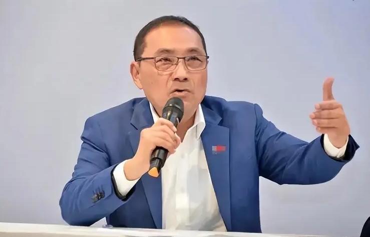 侯友宜告诫全党“郑丽文坚持九二共识，触碰两岸统一，对国民党不利”，就是这个侯友宜