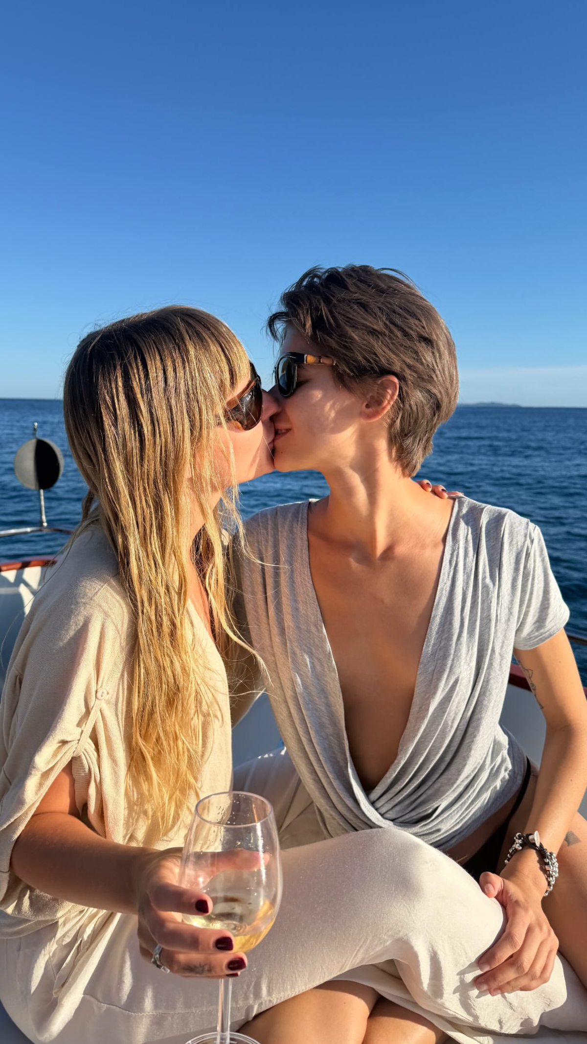 vicdeangelis x lunapassos.s 
