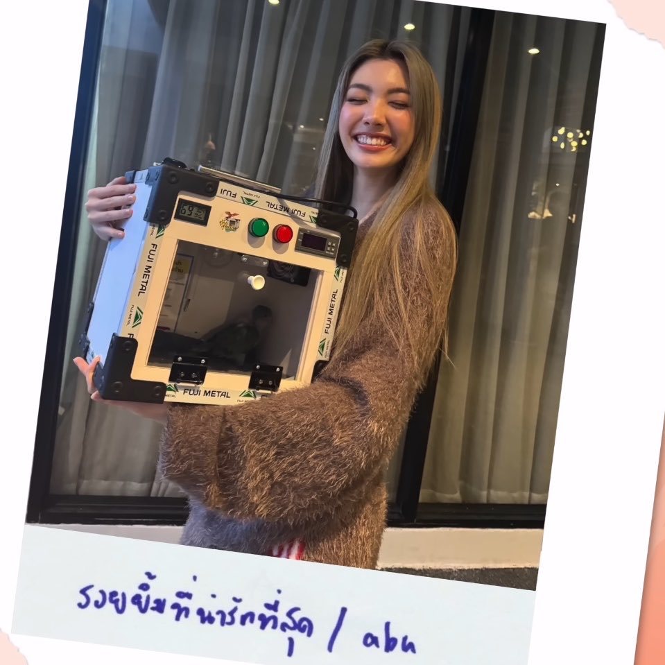 “最喜欢这张照片 因为这是最可爱的笑容” 
