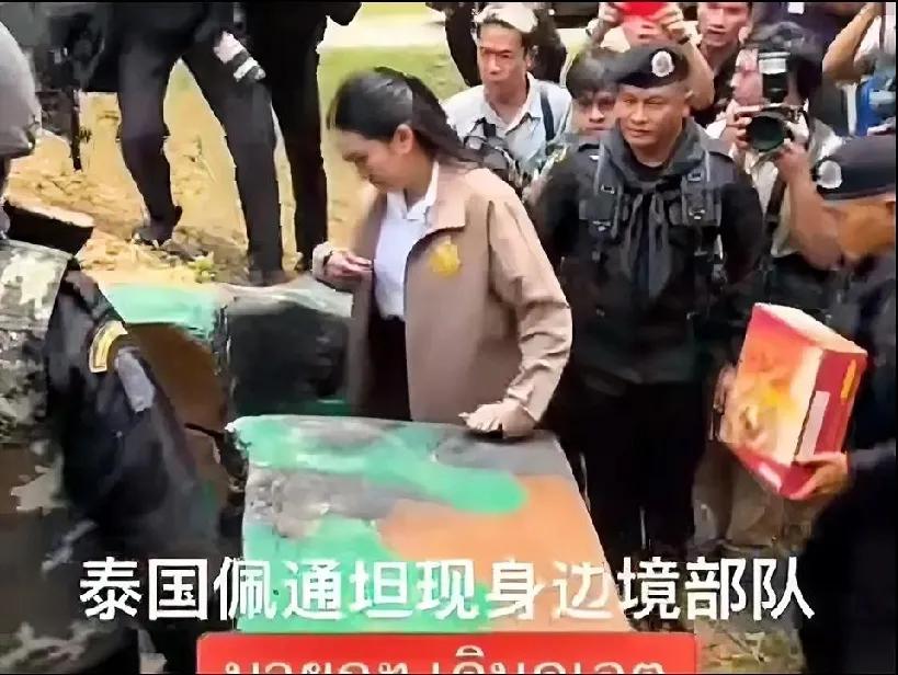 泰代总理：泰柬边境冲突或升级为战争

 泰柬边境冲突正愈演愈烈，泰国代理总理普坦