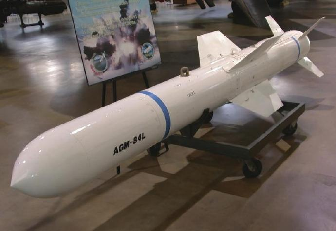 每天认识一件兵器 AGM-84“鱼叉”导弹AGM-84“鱼叉”（Harpoon）
