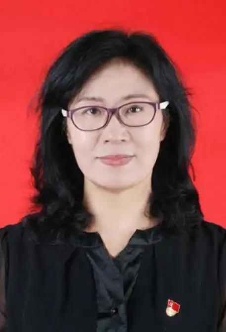一城百姓的贴心人！张冬香，以银发微光筑牢基层治理温情底色
 
张冬香，女，汉族，