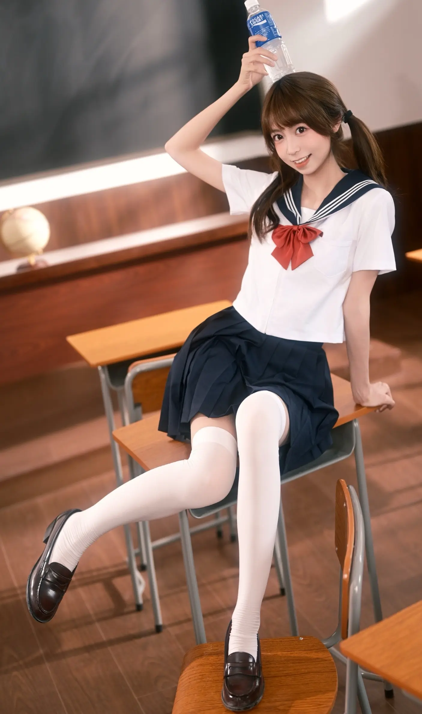 日系教室双马尾JK写真。今天做元气满满的日漫女主～