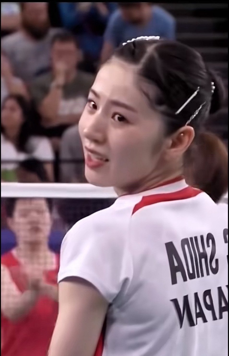 盘点巴黎奥运会四位颜值出众的东方运动员1.志田千阳，日本女子羽毛球运动员2. 王