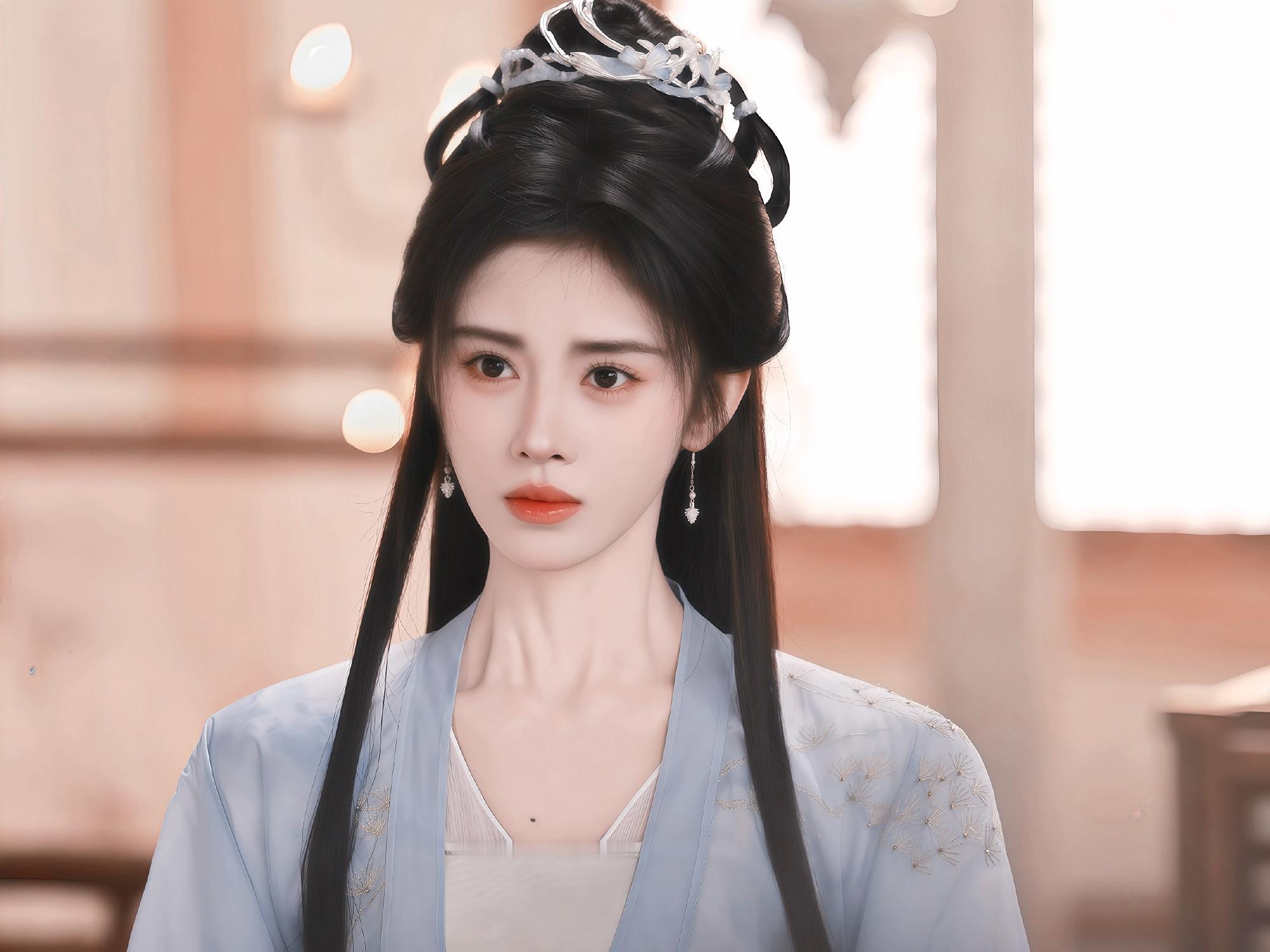 鞠婧祎姜黎非  介绍一下，无月廷当家门面ACE👉姜黎非👈 