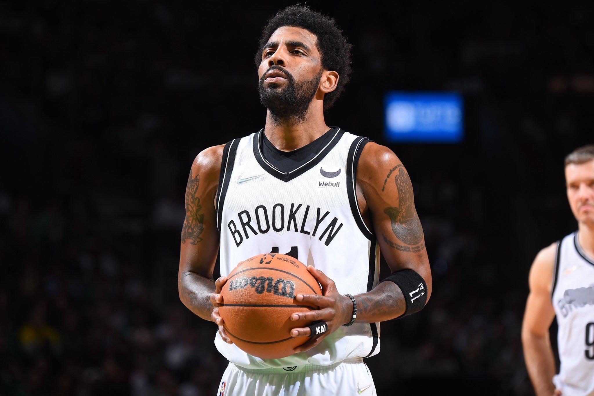 欧文是历史上唯一一位在新球队首秀中砍下 50+的球员。nba ​​​