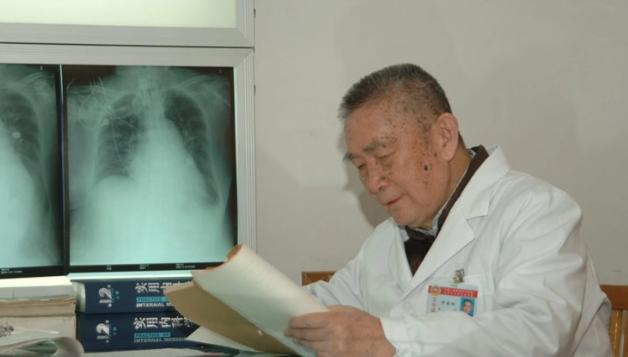 1973年，年迈的刘伯承元帅开始丧失了独立思维能力，并从那年开始，他再也没有离开