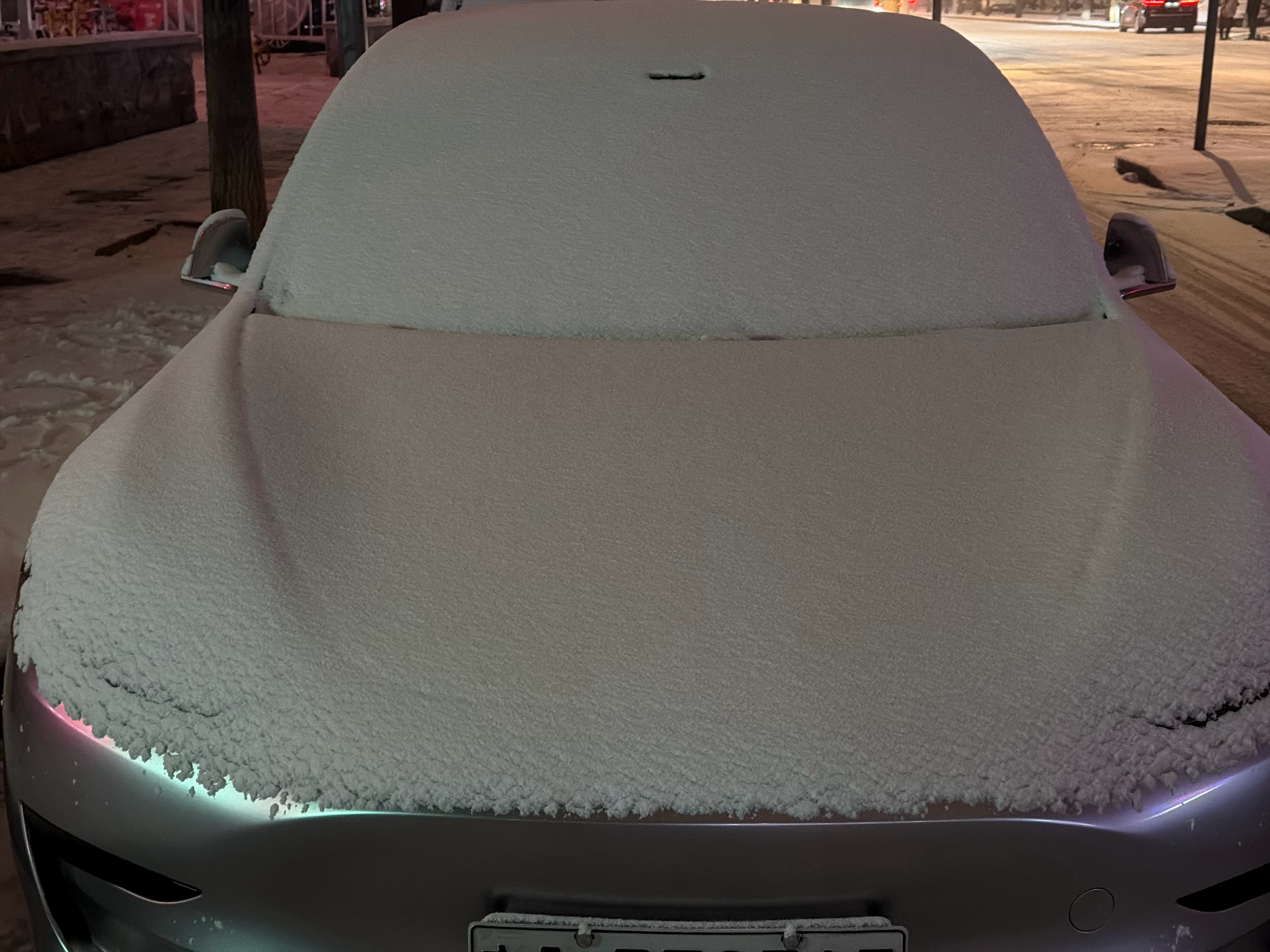 写个大家关心的：两驱四驱怎么选？以北京为例，看天气预报说今晚继续下雪，明天可能道