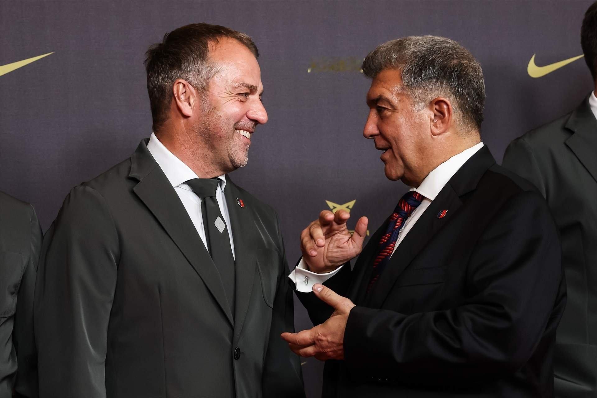 世体： 🇲🇦巴塞罗那收到了一份诱人的报价，将于 7 月 20 日前往摩洛哥进