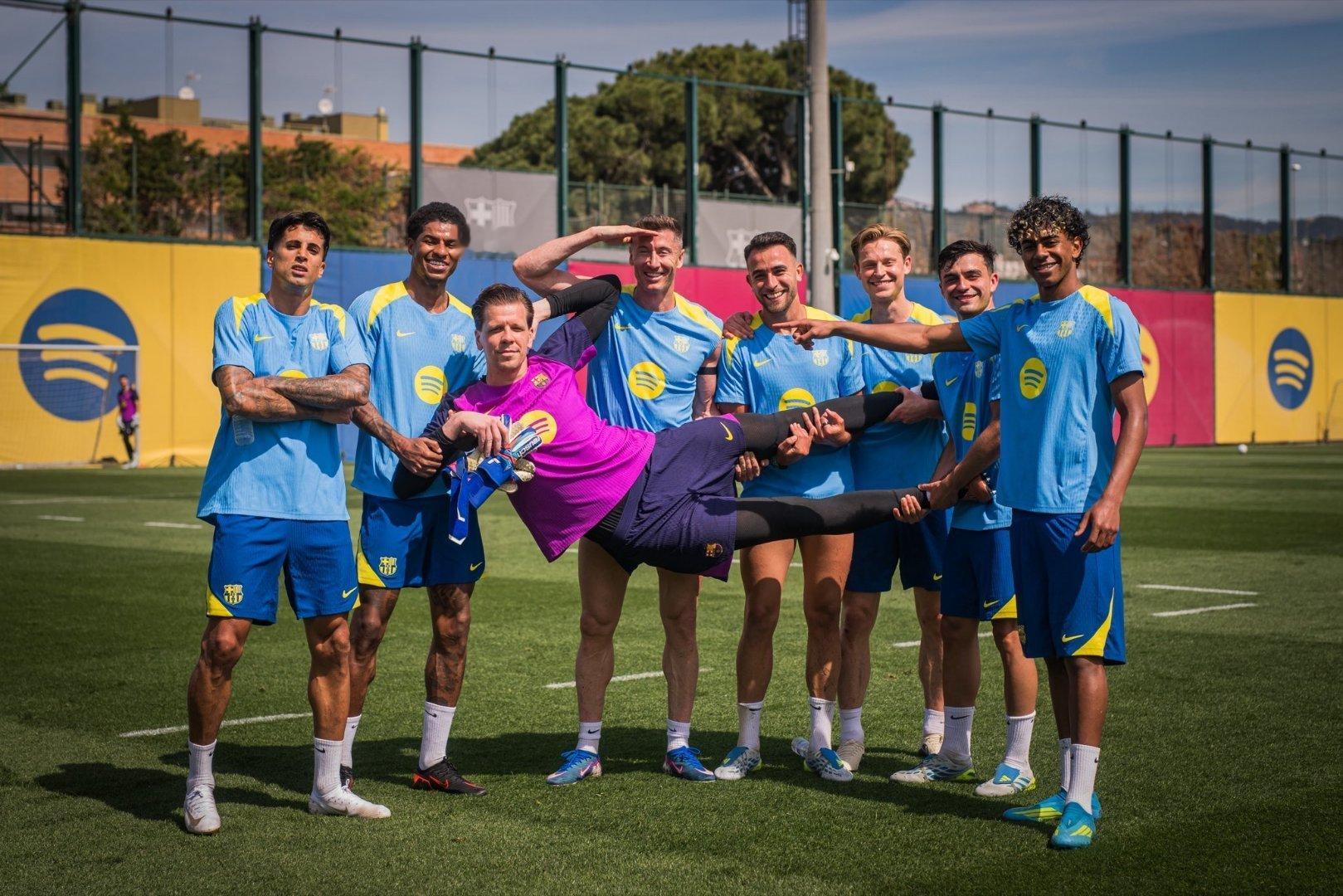 今天胜利小分队😂😂😂😂过生日的什琴斯尼巴萨至死不渝红蓝魂