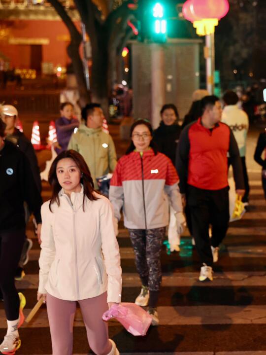 什么正经人每周相约捡垃圾，一捡捡七年🗑️