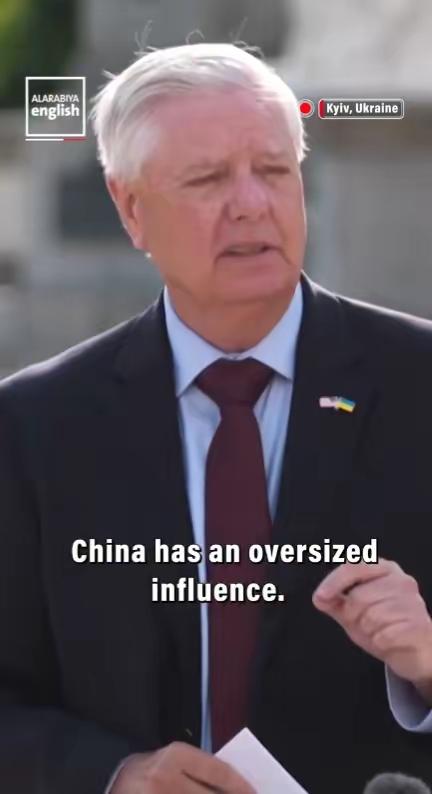 美国鹰牌参议员林赛·格雷厄姆今天（北京时间7月11日）表示，中国有能力帮助结束乌