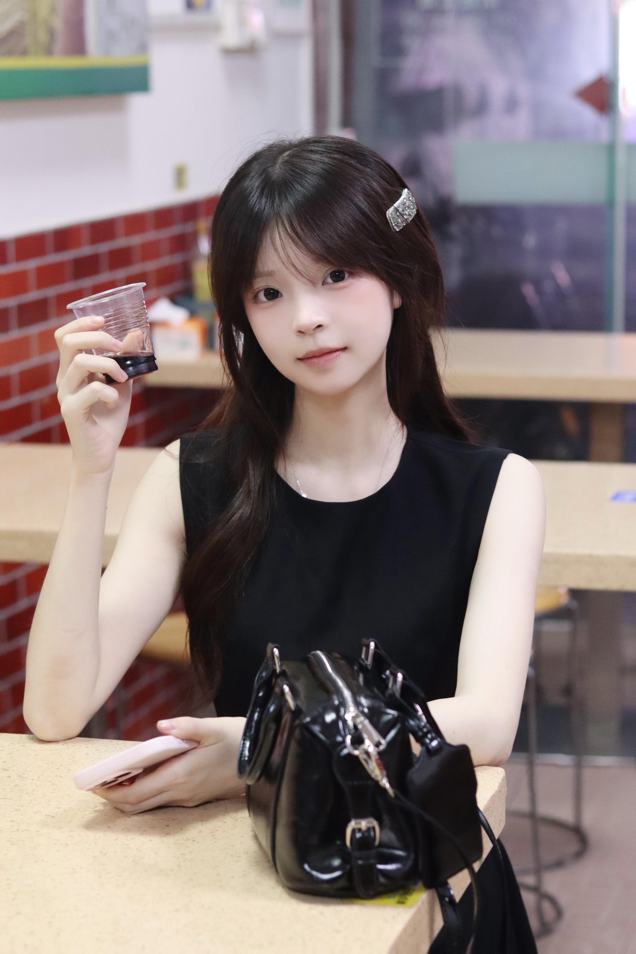 我假装无所谓  却发现你真的不在乎