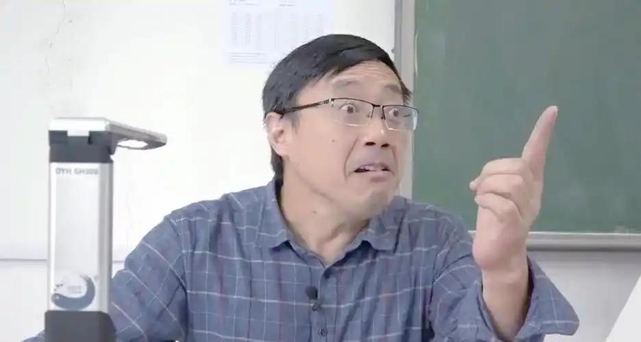 惊掉国人下巴！清华走出的高材生，最后却成了美国智库里的对华研究员！

这件事之所