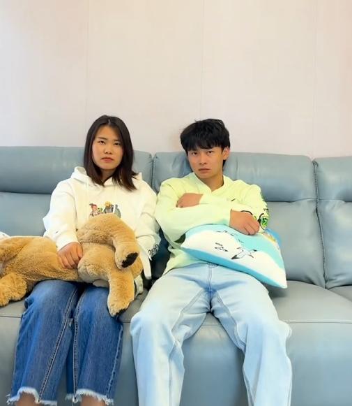 知名网红“左克朋”官宣退网，发长文讲述来时路，曝出的原因真的很现实，相信很多媒体