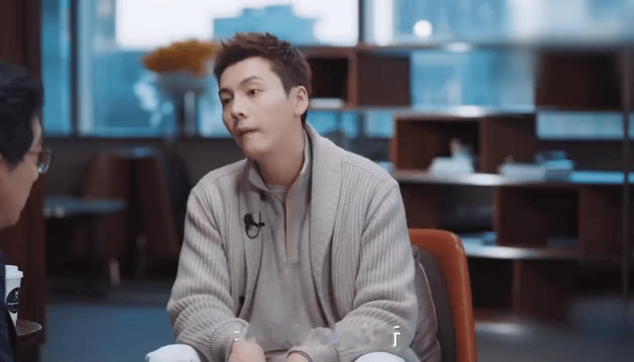 陈伟霆说被任达华点醒才来到内地原来陈伟霆是在任达华的鼓励下才接了古剑奇谭的男四号