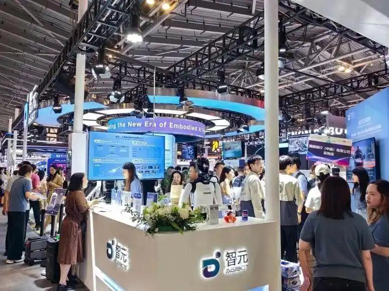 据媒体日前报道，通用AI机器人企业智元创新（上海）科技股份有限公司已启动赴港上市