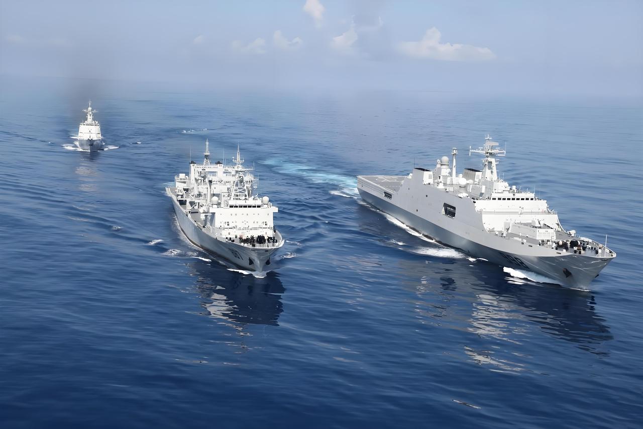 【劲爆短评】“拖”字诀，正在熬垮美日的最后耐心！

4月17日，美日军舰公然穿越