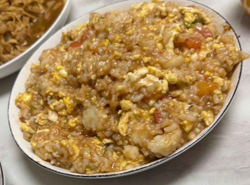 我为啥不爱吃老王做的饭，真不是我难伺候我一点都不挑食，但是她做的饭真的饭缩力满满