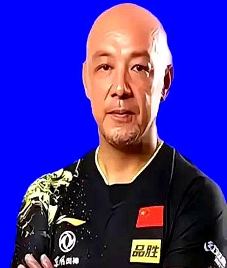 国乒称霸五年的新加坡福地，这次直接摔了个大跟头。
 
混双24分钟0比3输跨协会