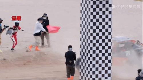 金晨版速度与激情太爽了 从上车到冲线全程高能！金晨这反应速度和控车能力绝了，障碍