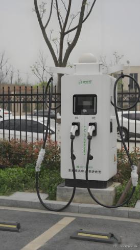 在绿色出行蔚然成风的今天，一个值得信赖的充电伙伴，已成为每位新能源车主的“刚需”