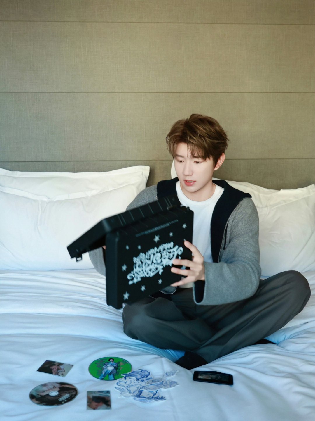 王源拆老己专辑王源拆专王源来拆专啦！ 